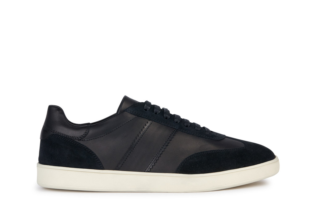 GEOX Shoes U36CHA REGIO W-23