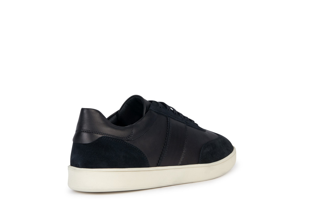 GEOX Shoes U36CHA REGIO W-23