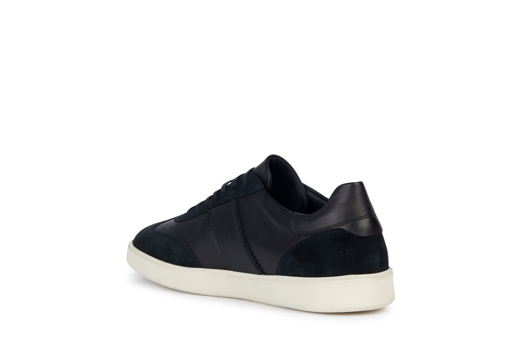 GEOX Shoes U36CHA REGIO W-23